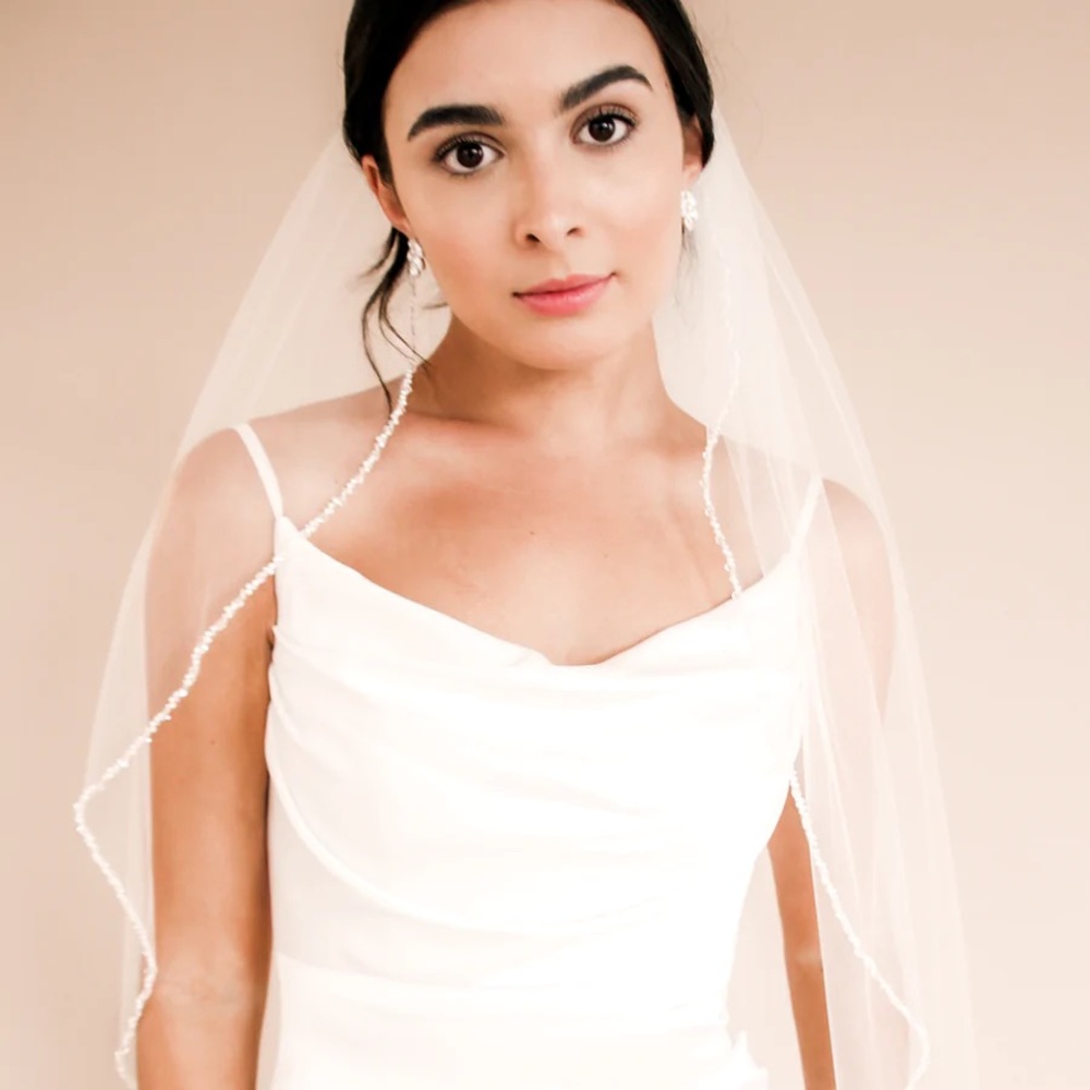 Dareth Colburn KYLIE CRYSTAL & PEARL BEADED VEIL